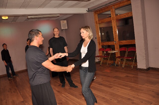 min 2009 11 29 station danse 083